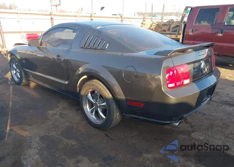 2008 Ford Mustang Gt Deluxe/Gt Premium z USA, uszkodzony, nr VIN 1ZVHT82H685170239